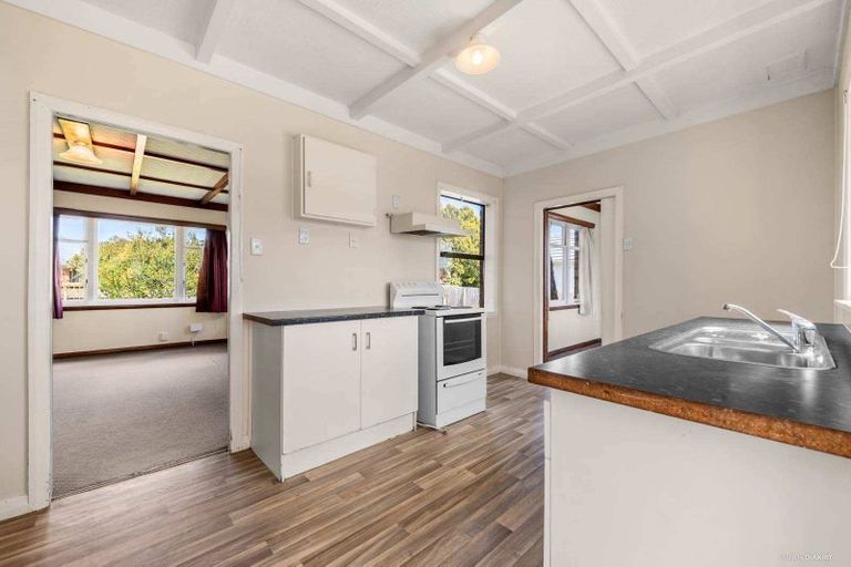 Photo of property in 45 Vine Street, Mangere East, Auckland, 2024