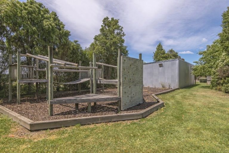 Photo of property in 75 Old Main Road North, Leithfield, Amberley, 7481