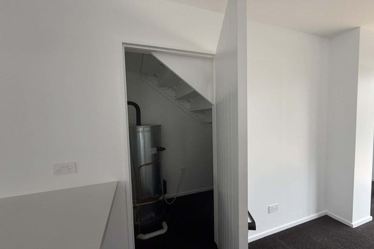 Photo of property in 3/37 Wildberry Street, Woolston, Christchurch, 8023