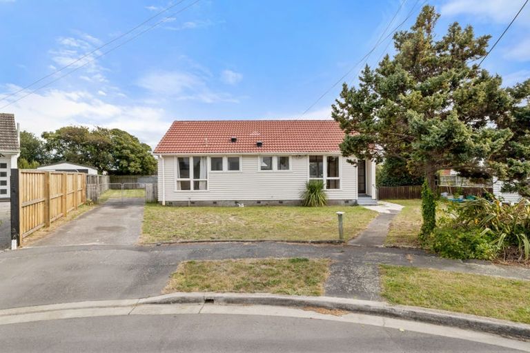 Photo of property in 7 Betty Place, Aranui, Christchurch, 8061