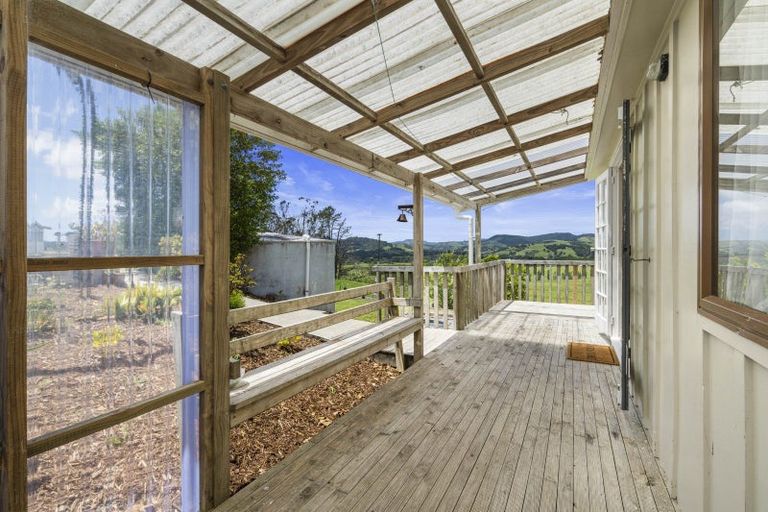 Photo of property in 158 Waiteitei Road, Wellsford, 0974