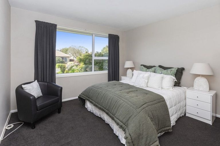 Photo of property in 57 Denise Crescent, Hornby, Christchurch, 8042