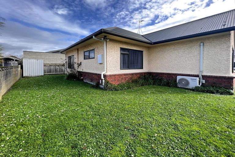Photo of property in 30 Vogel Street, Roslyn, Palmerston North, 4414