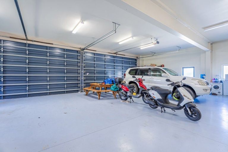 Photo of property in 1 Centreway, Pauanui, Hikuai, 3579