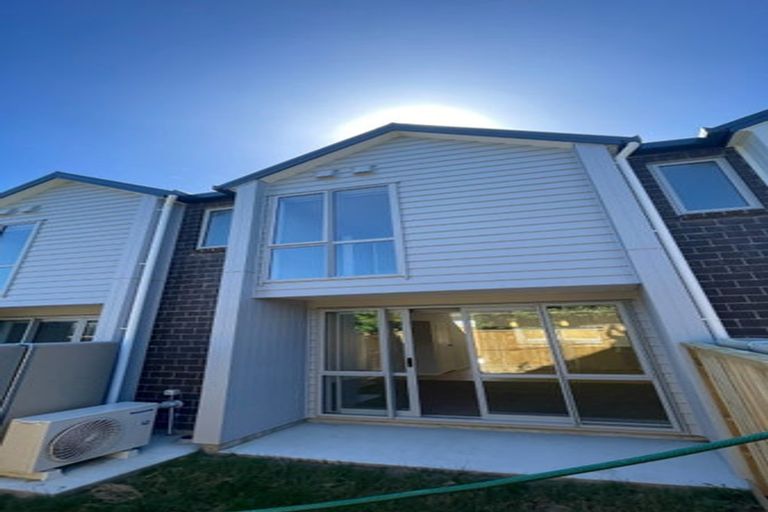 Photo of property in 6/51 Wharf Road, Te Atatu Peninsula, Auckland, 0610