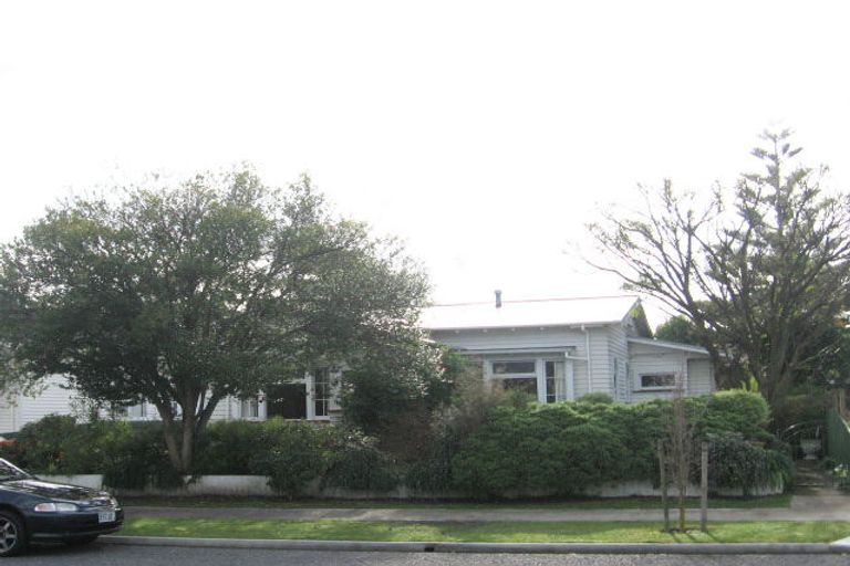 Photo of property in 106 Duchess Crescent, Mayfair, Hastings, 4122