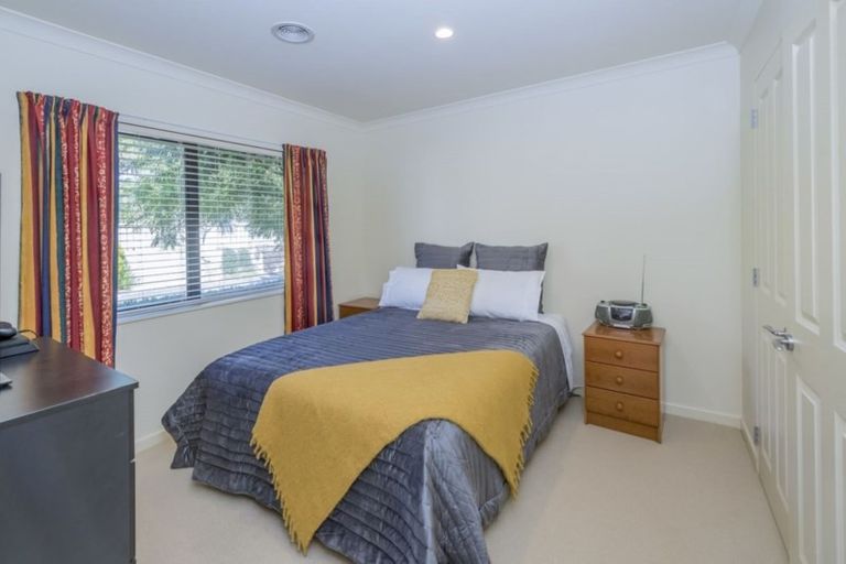 Photo of property in 38 Monarch Place, Paraparaumu Beach, Paraparaumu, 5032