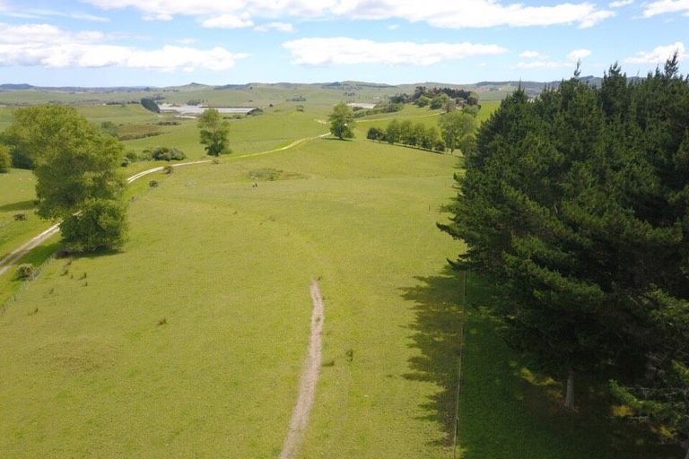 Photo of property in 1436 Oneriri Road, Kaiwaka, 0573