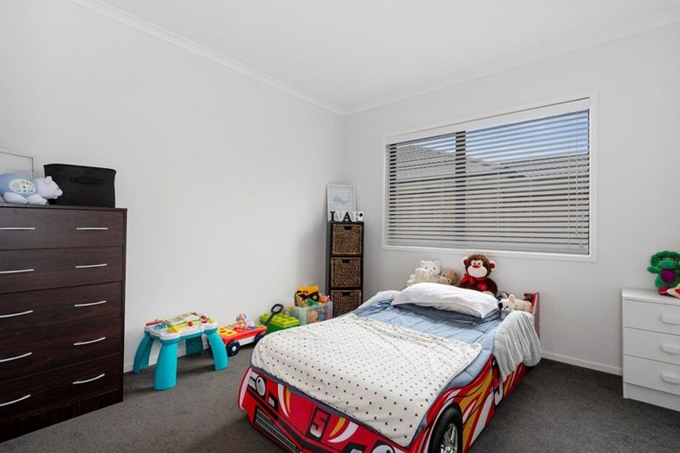 Photo of property in 56 Marion Crescent, Papamoa Beach, Papamoa, 3118