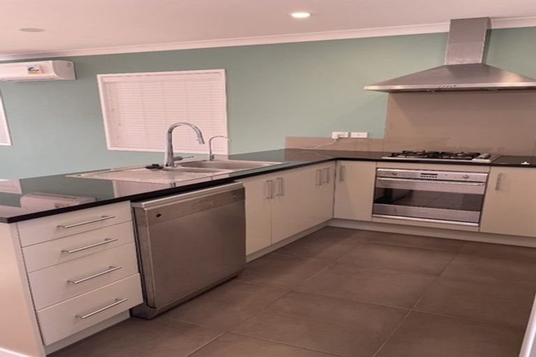 Photo of property in 35 Norwood Drive, Flat Bush, Auckland, 2019