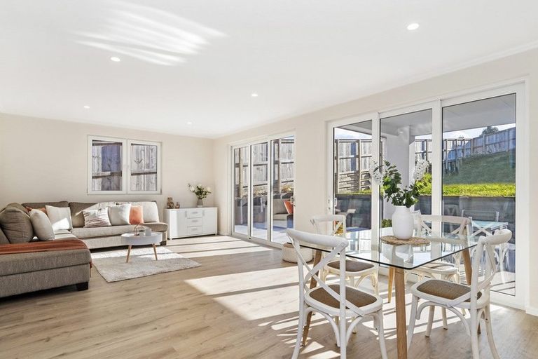 Photo of property in 62 Bert Wall Drive, Omokoroa, 3114