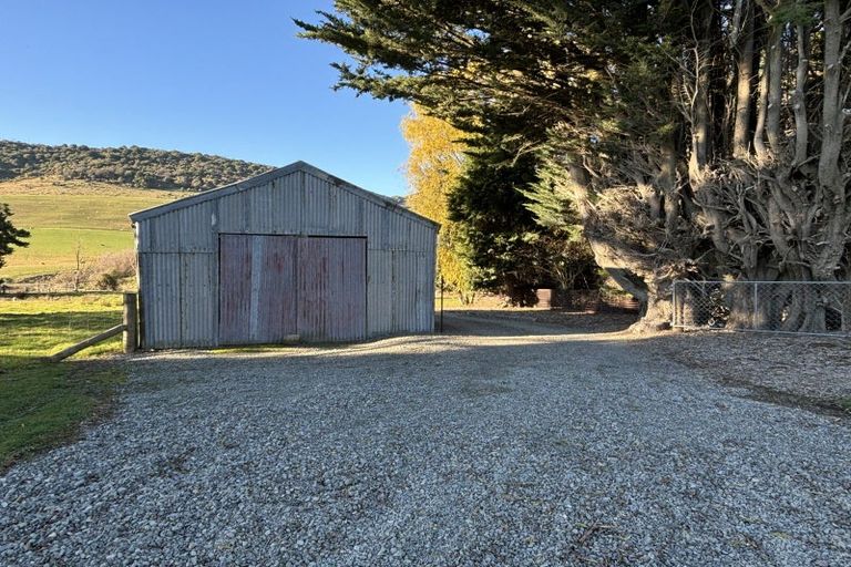 Photo of property in 563 Caroline Valley Road, Caroline, Dipton, 9791