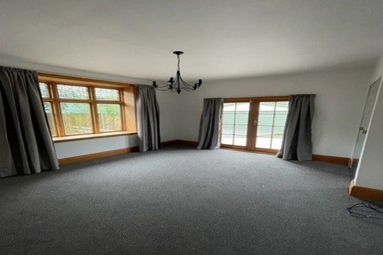Photo of property in 76 North Parade, Richmond, Christchurch, 8013