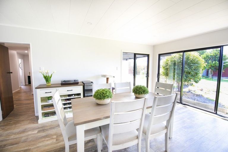 Photo of property in 24 Skerrett Crescent, Tamatea, Napier, 4112