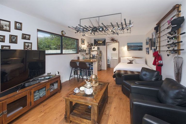 Photo of property in 62 Birdwood Avenue, Beckenham, Christchurch, 8023