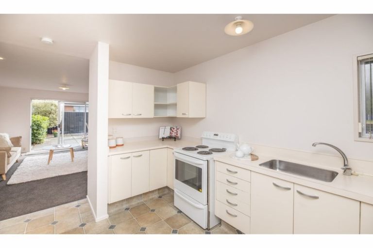 Photo of property in 1/115 Waltham Road, Sydenham, Christchurch, 8023