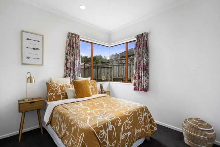 Photo of property in 19 Silvan Place, Bell Block, New Plymouth, 4312