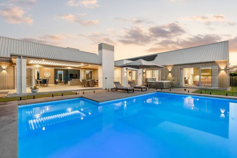 Photo of property in 5 Kotare Grove, Cambridge, 3434