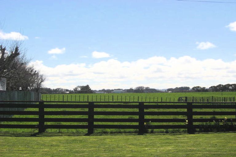 Photo of property in 83 Marumaru Street, Marton, 4710