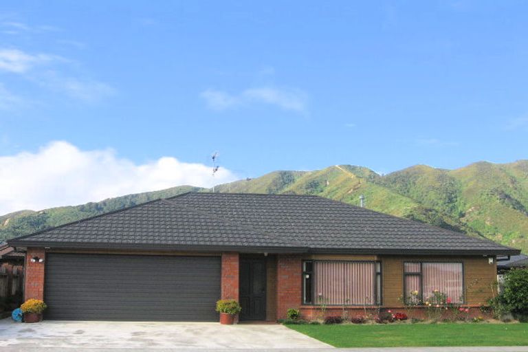Photo of property in 61 Leighton Avenue, Waiwhetu, Lower Hutt, 5010