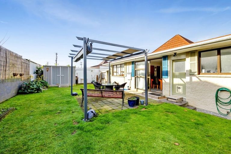 Photo of property in 4 Warkworth Grove, Bell Block, New Plymouth, 4312