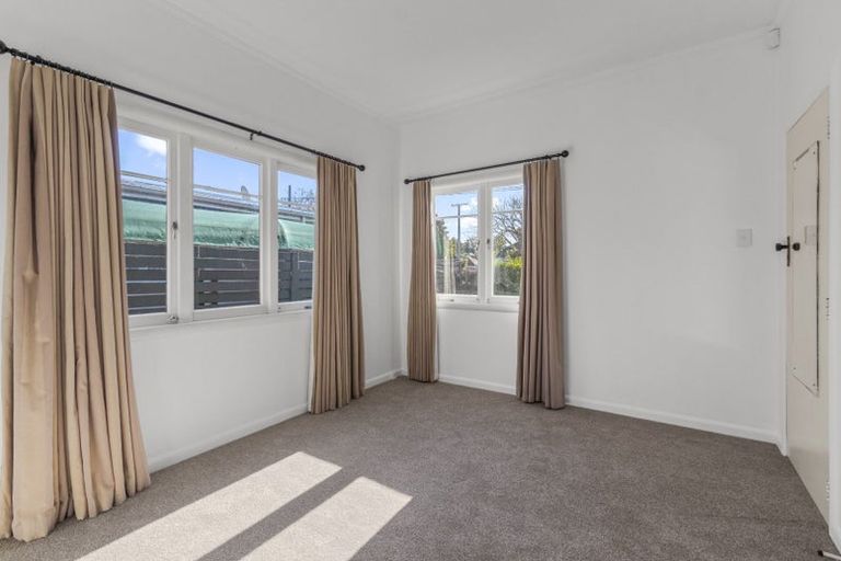 Photo of property in 73 Maeroa Road, Maeroa, Hamilton, 3200