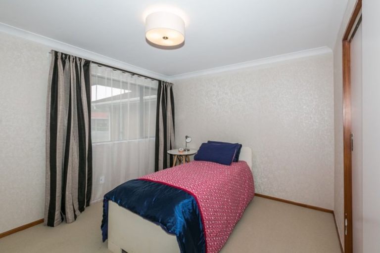 Photo of property in 27 Surrey Street, Taradale, Napier, 4112
