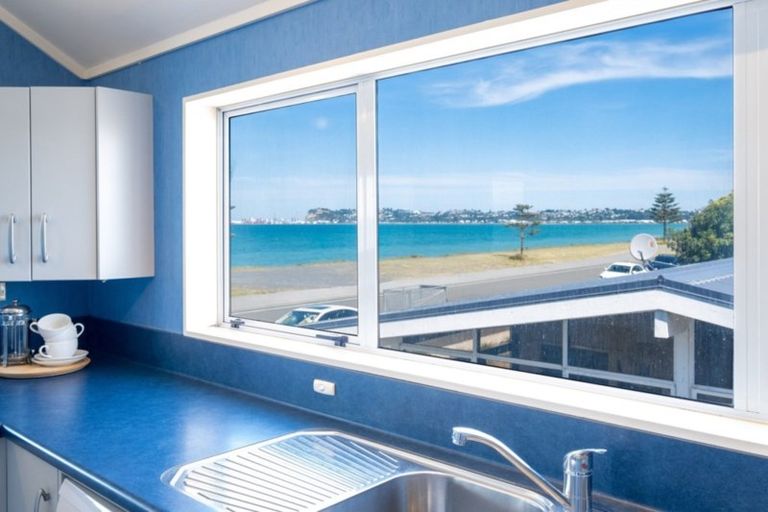 Photo of property in 99 The Esplanade, Westshore, Napier, 4110