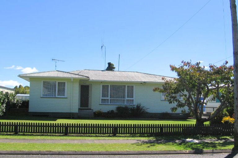 Photo of property in 11 Myrtle Grove, Putaruru, 3411