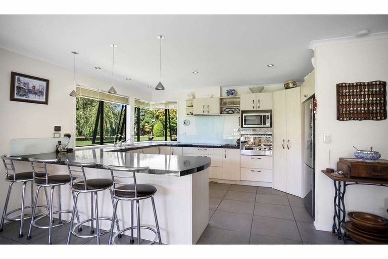 Photo of property in 108 Waitotara Drive, Waipapa, 0230