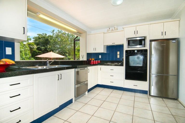 Photo of property in 11 Stafford Street, Westport, 7825