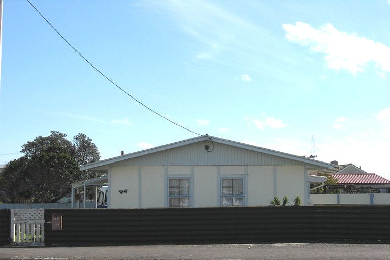 Photo of property in 148 Puriri Street, Castlecliff, Whanganui, 4501