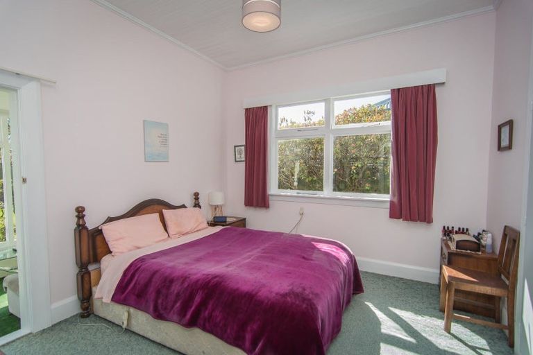 Photo of property in 37 Raymond Street, West End, Timaru, 7910