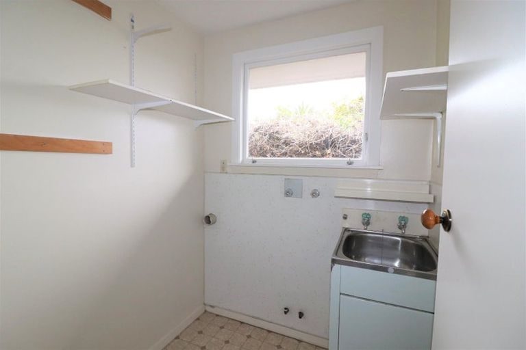 Photo of property in 4 Leeman Place, Redwood, Christchurch, 8051