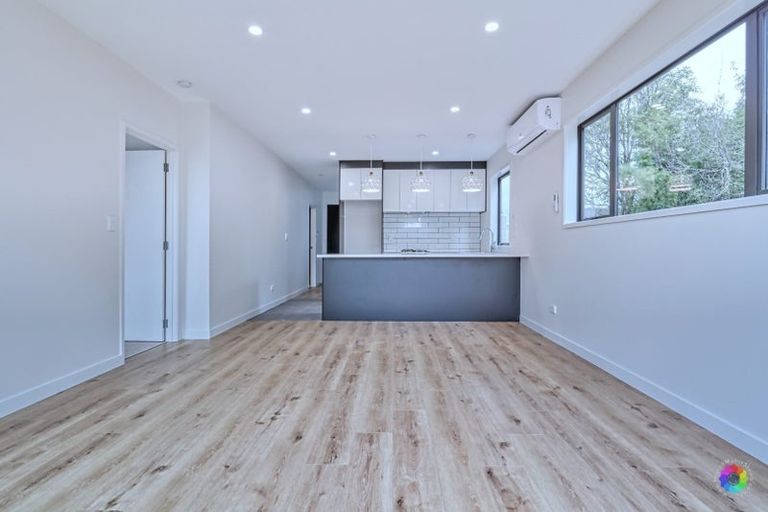 Photo of property in 9d Gulf Crest, Bucklands Beach, Auckland, 2012