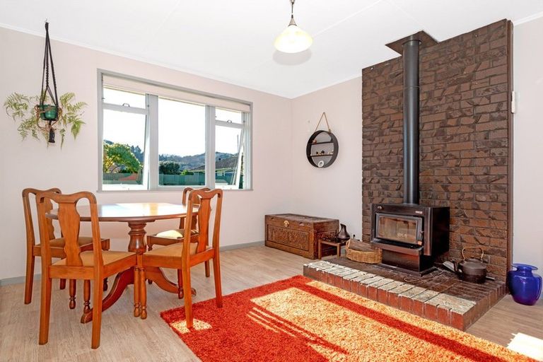 Photo of property in 15 Edward Street, Mangapapa, Gisborne, 4010