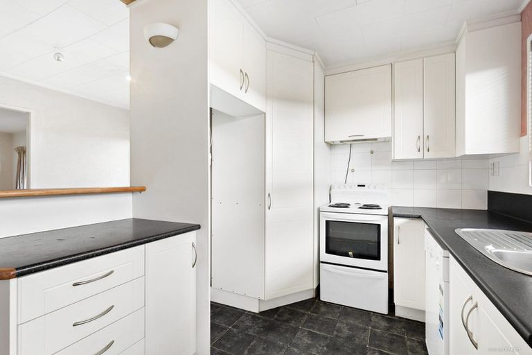 Photo of property in 5 Tango Place, Henderson, Auckland, 0610