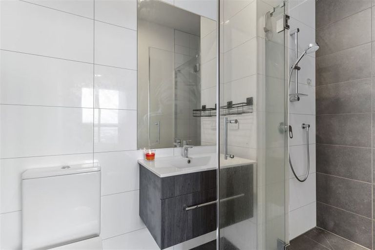 Photo of property in 1401/8 Lakewood Court, Manukau, Auckland, 2104