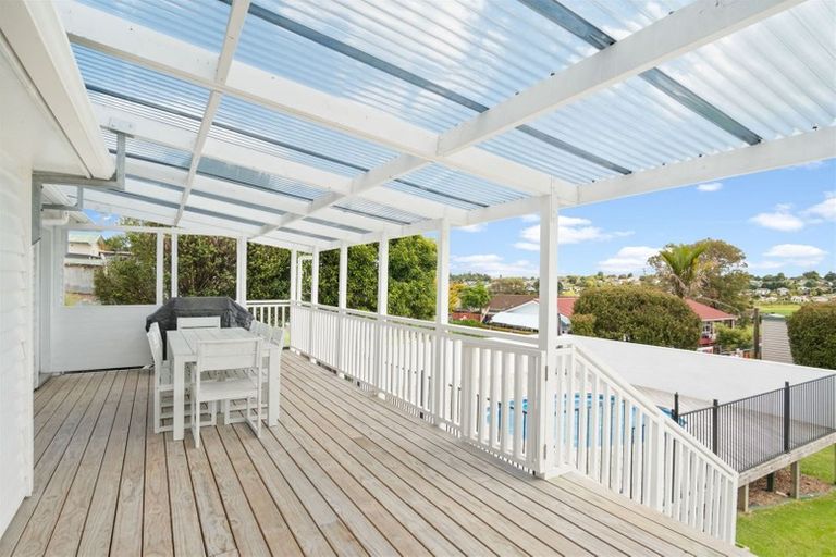 Photo of property in 31 Hillcrest Road, Papatoetoe, Auckland, 2025