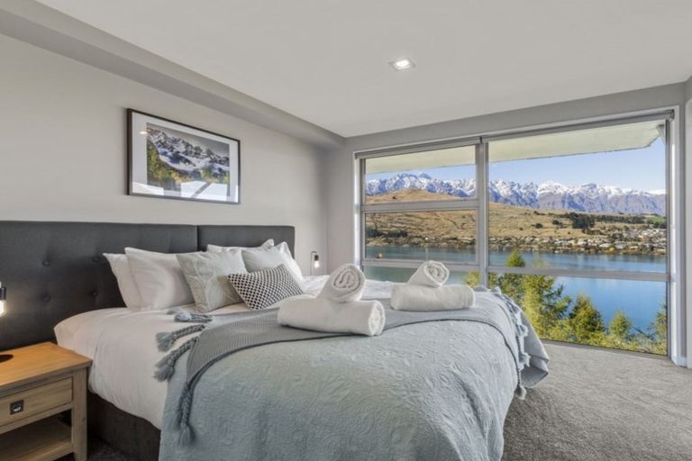 Photo of property in 1/11 Gum Lane, Queenstown, 9300