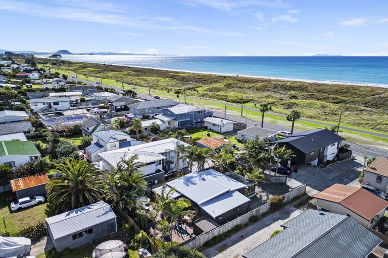 Photo of property in 780b Papamoa Beach Road, Papamoa Beach, Papamoa, 3118