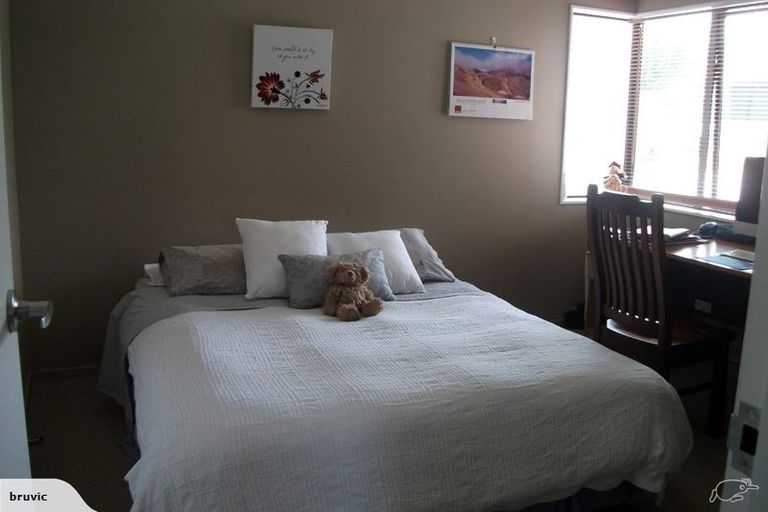 Photo of property in 68 Mary Huse Grove, Manor Park, Lower Hutt, 5019