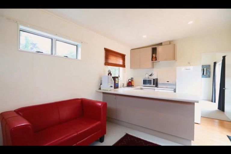 Photo of property in 54 Pinetone Road, Kumeu, 0892