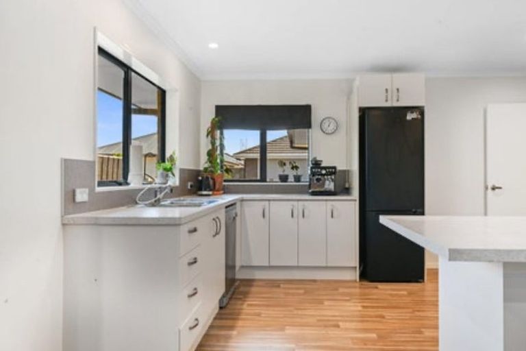 Photo of property in 121 Infinity Drive, Pegasus, 7612