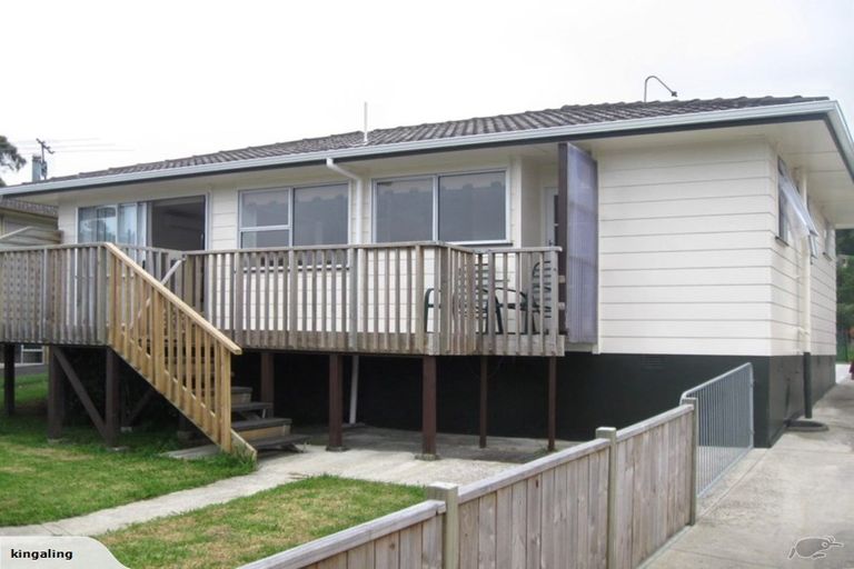 Photo of property in 91 Farquhar Road, Glendene, Auckland, 0602