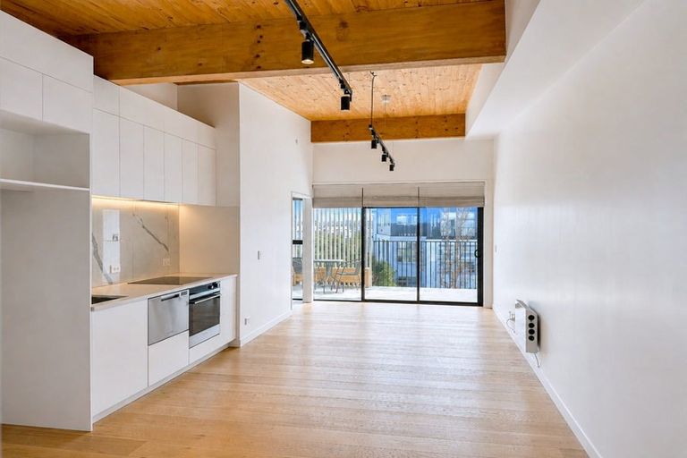 Photo of property in 10/165 Hobsonville Point Road, Hobsonville, Auckland, 0616