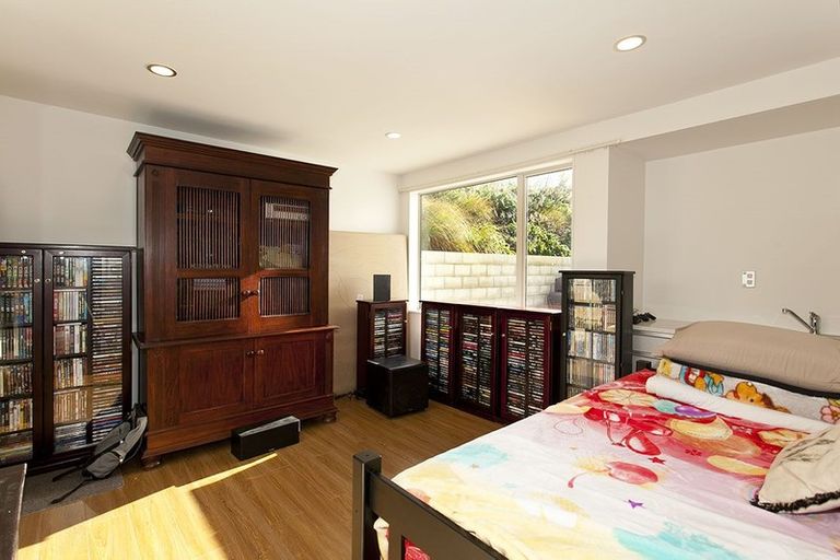 Photo of property in 3 Tuangi Street, Long Bay, Auckland, 0630