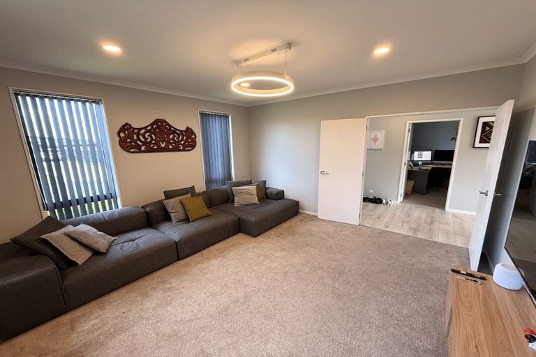 Photo of property in 9 Miharo Crescent, Flagstaff, Hamilton, 3210