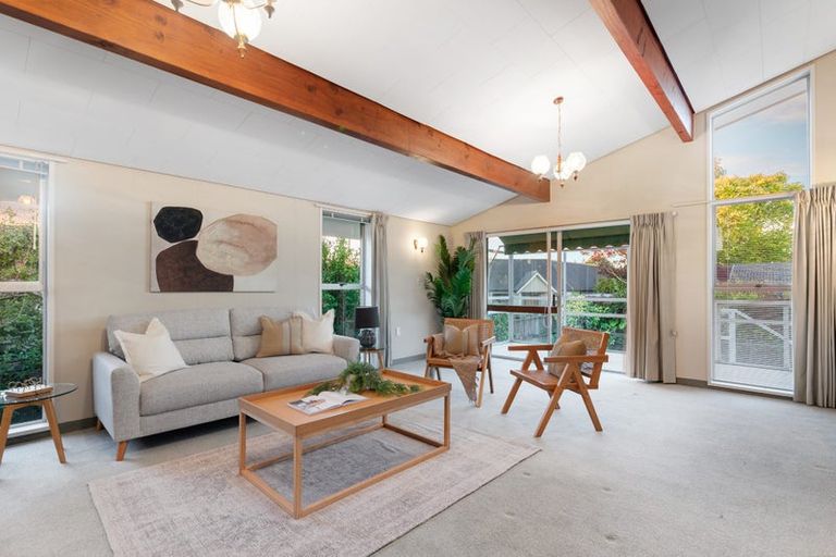 Photo of property in 4 Hawkswood Place, Avonhead, Christchurch, 8042