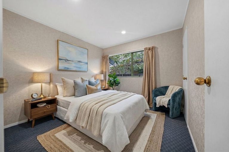 Photo of property in 2/16 Airfield Road, Takanini, 2112